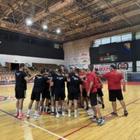 Crveno-crni počeli pripreme za novu sezonu, trening obavilo 25  igrača